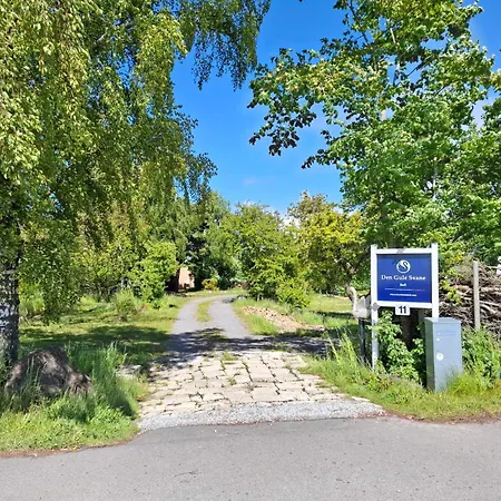 The Cherry - 'den Gule Svane' Near & *